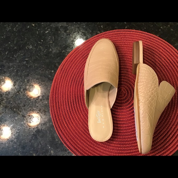 Shoes/mules - Picture 3 of 3